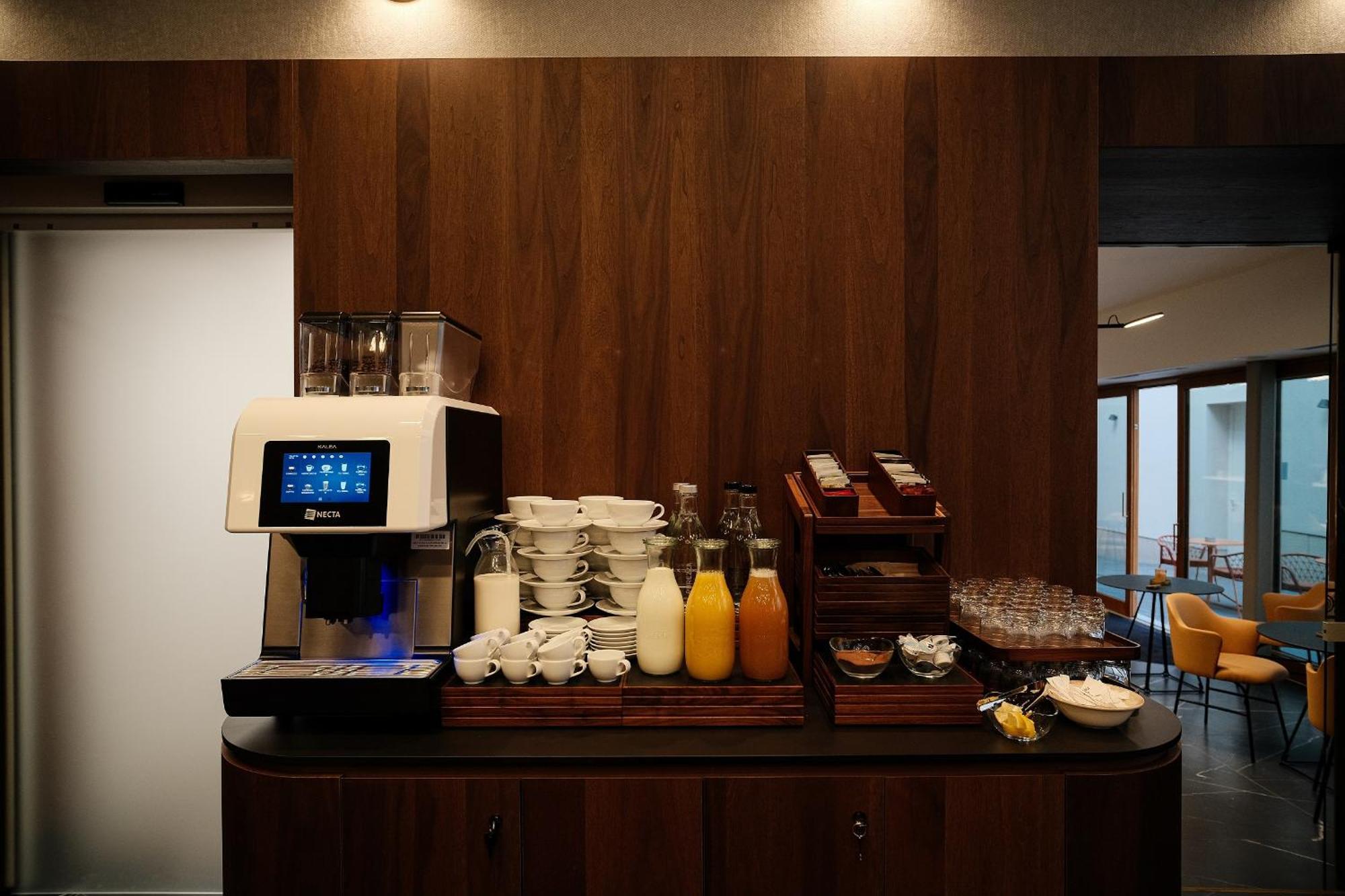 Palatinus Boutique Hotel Pecs Bagian luar foto
