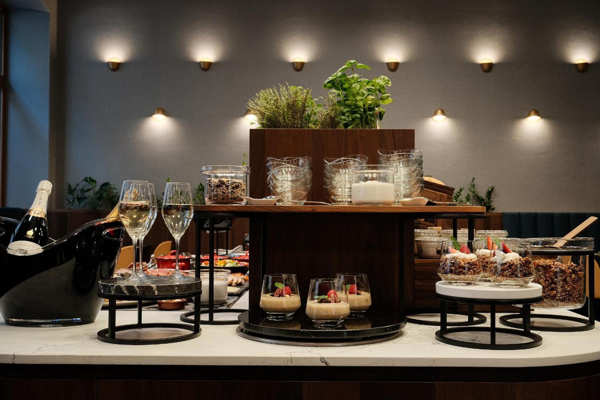Palatinus Boutique Hotel Pecs Bagian luar foto